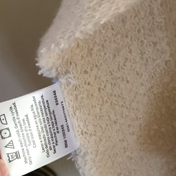 Serra Ivory Textured Shawl - Picture 7 of 7